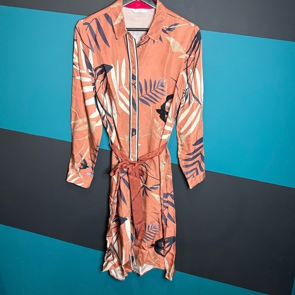yaya Dresses & Skirts - Tropical Print Button-Up Dress size 36